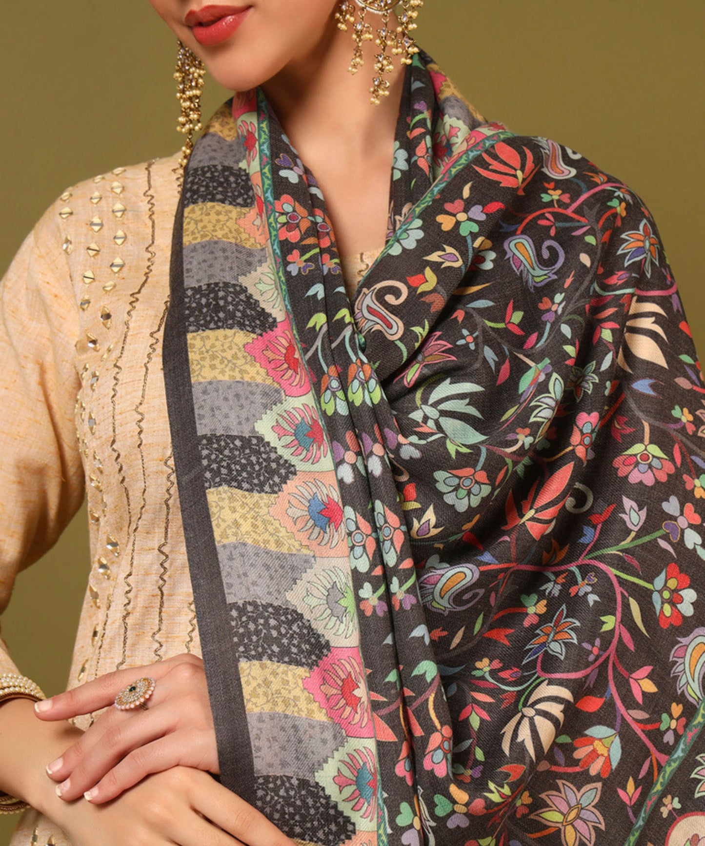 Kanidar- Women's kalamkari Print with Lehar Palla and Leaf Border