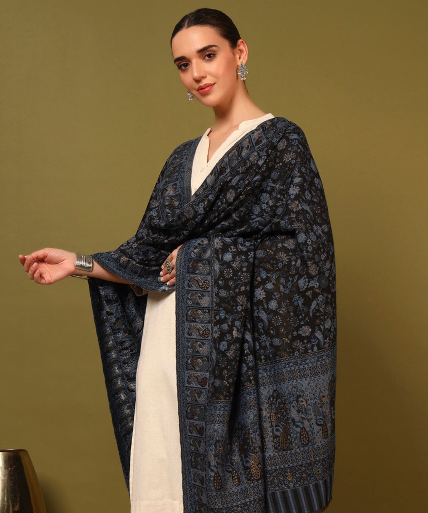 Kanidar- Women's Antique Jamawar Shawl| Glorious Combinations of Prussian Blues