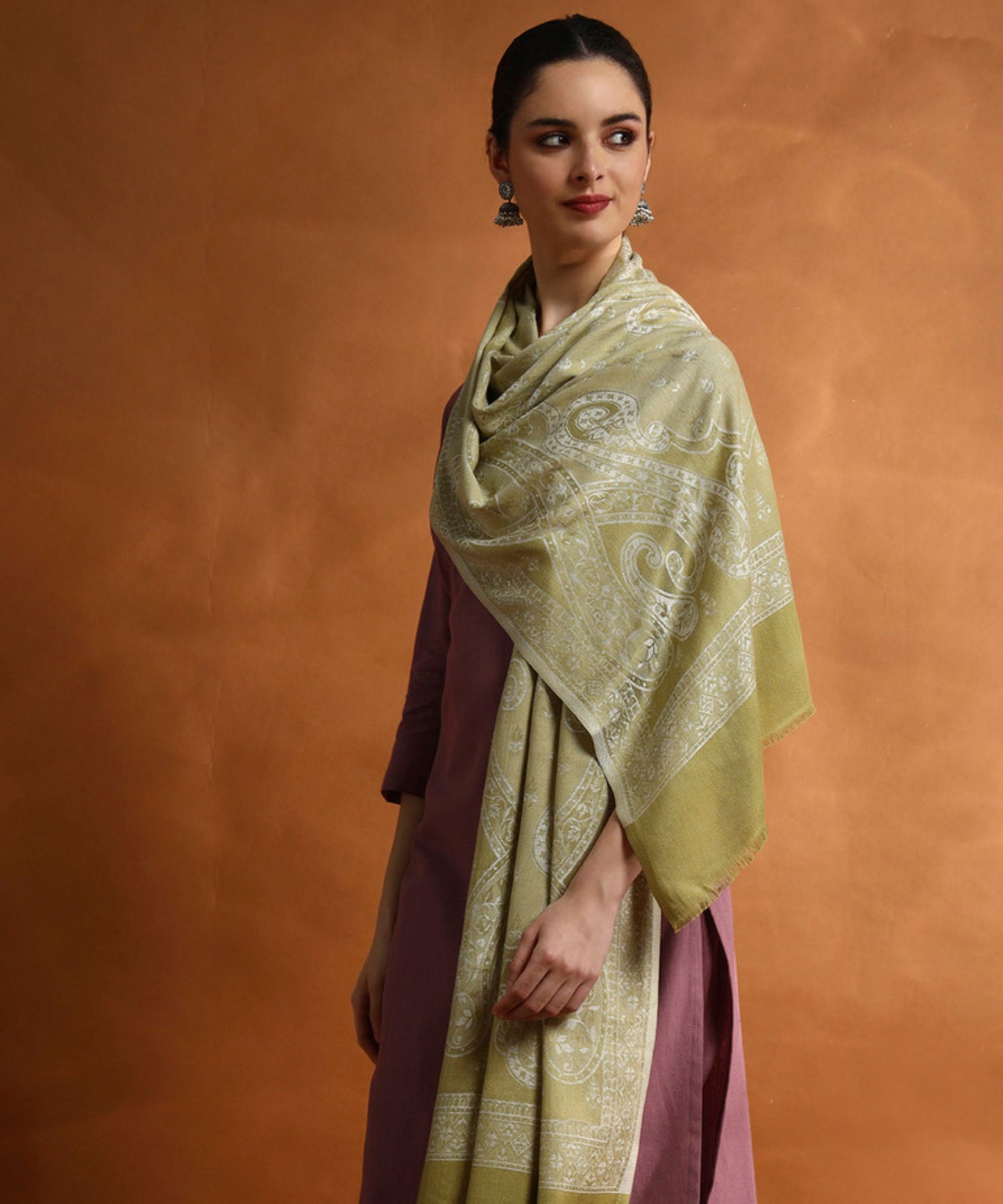 Kanidar- Women Big Paisely Soft Self Stole (68*200)