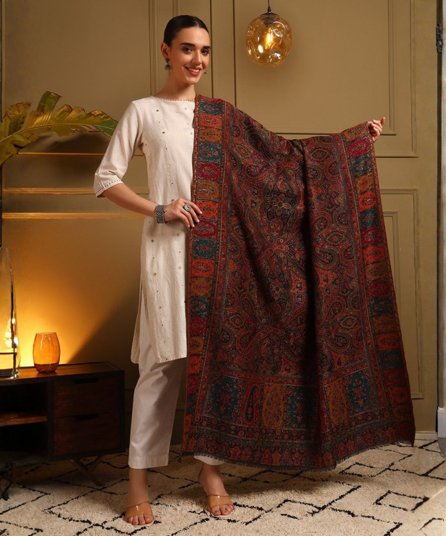 Kanidar- Super Wool Carpet Kashmiri Kani Jama With Shimmer Touch of Zari