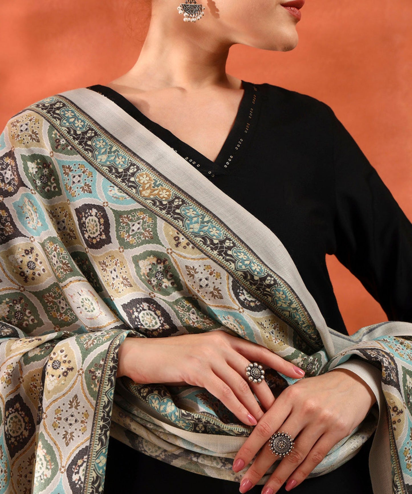 Kanidar- Women's  Riwaayat  All Over Gulfam Print Jall