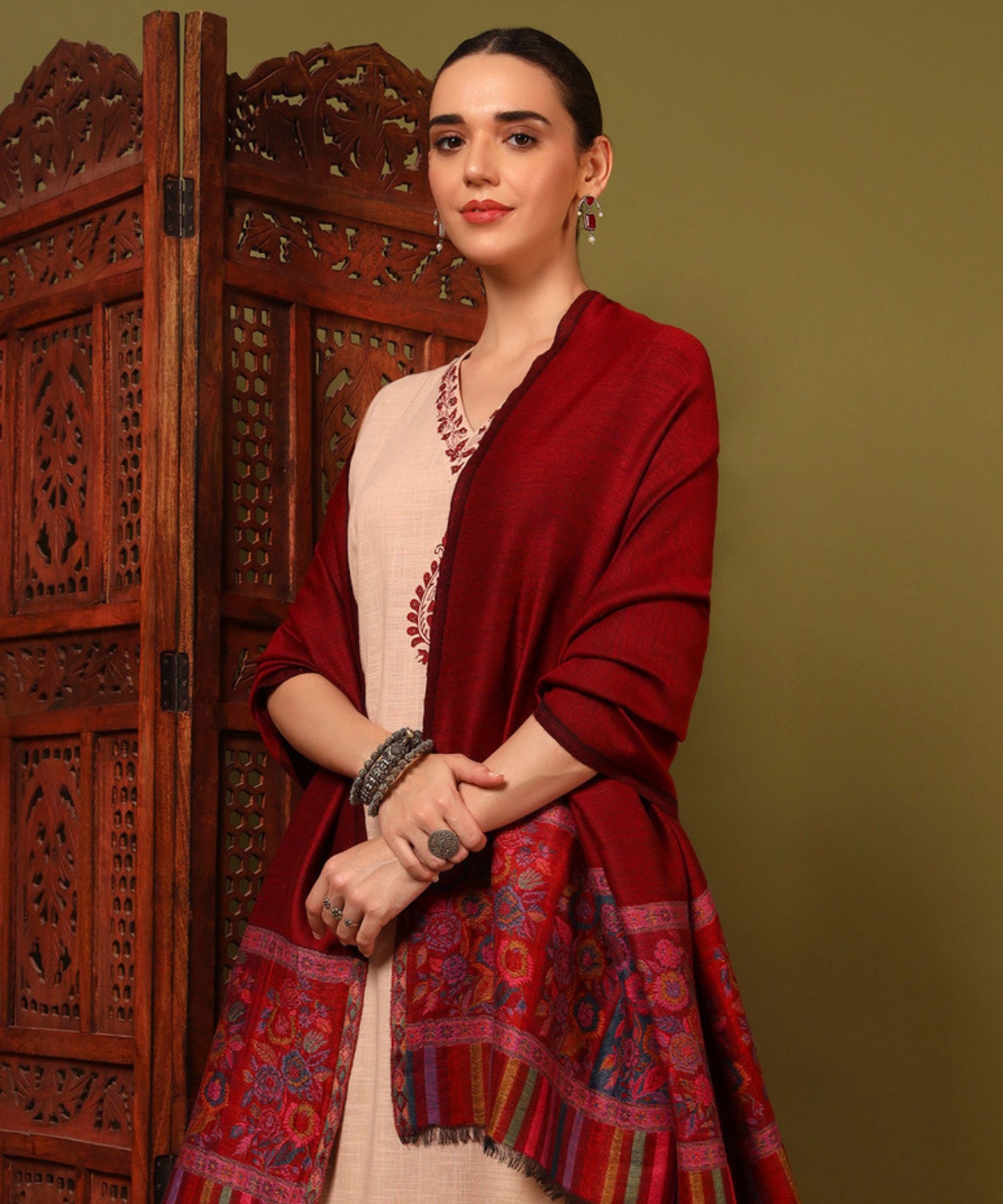 Kanidar- Women's Reversible Kashmiri Antique Weave Palla With one side Zari Touch