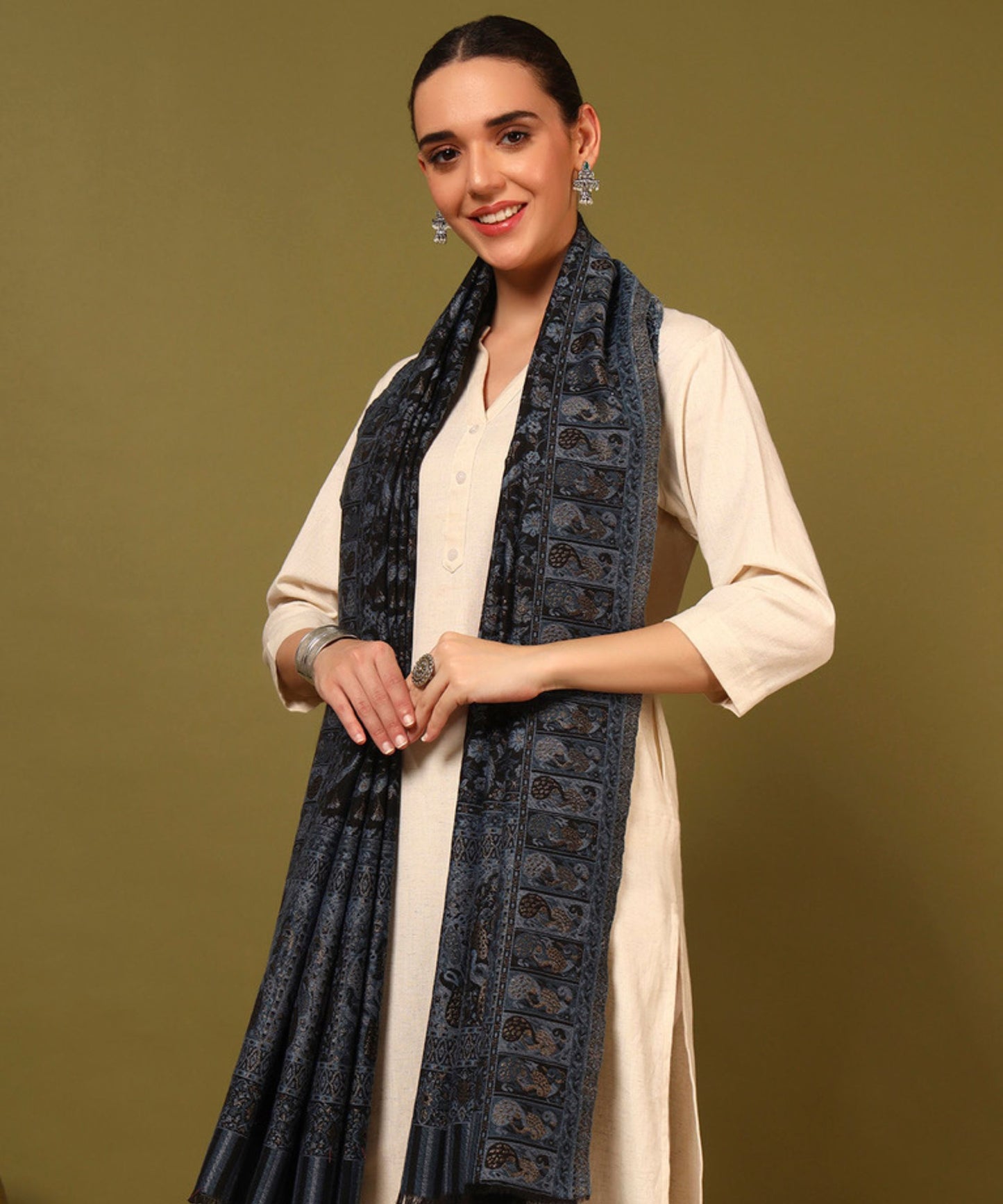 Kanidar- Women's Antique Jamawar Shawl| Glorious Combinations of Prussian Blues