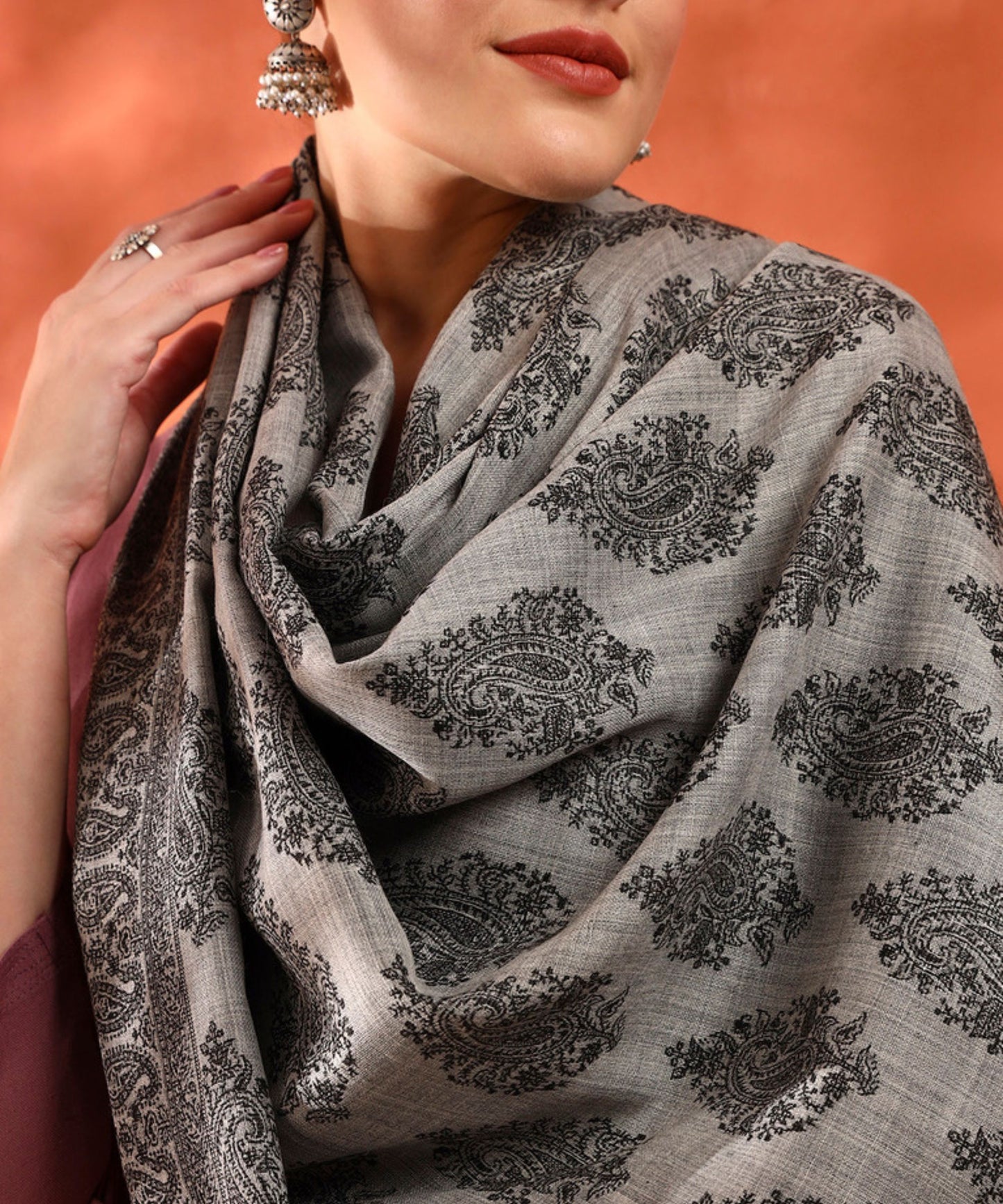 Kanidar- Women's Paisely All Over Wool Blend Jall Specially Woven With Kashmiri Look