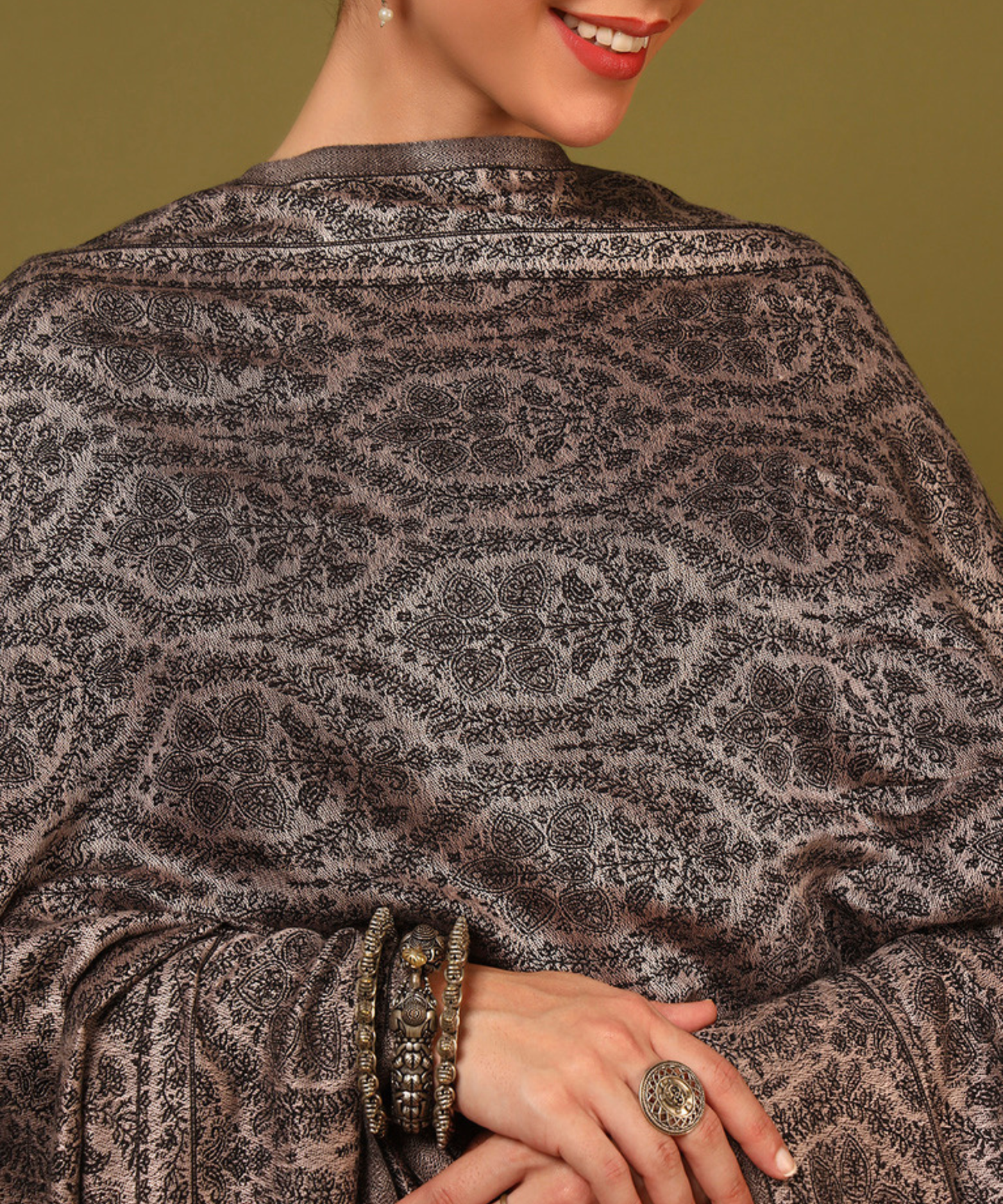 Kanidar- Women's  Barik All Over silken Kashmiri Jamdani Shawl