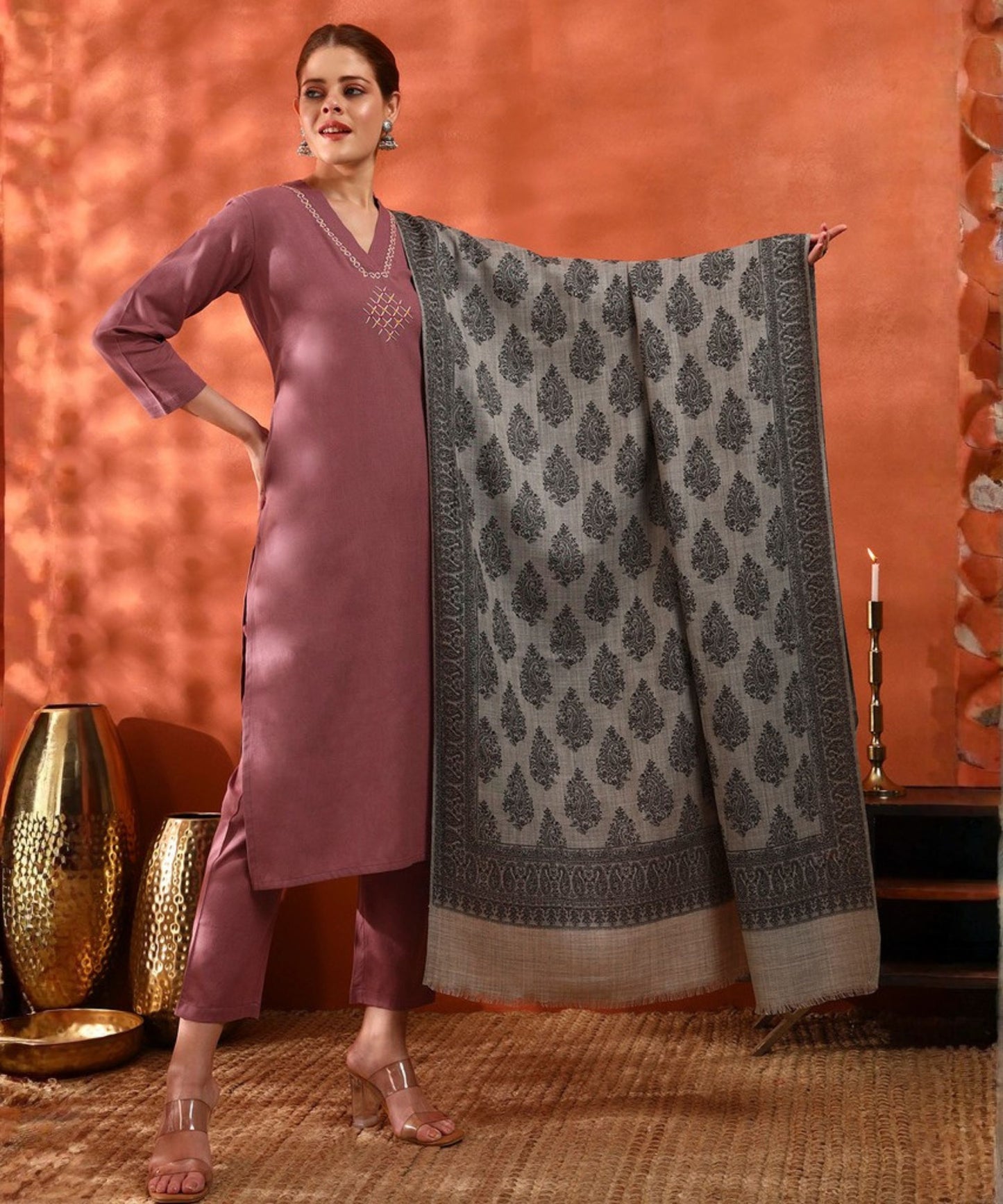 Kanidar- Women's Paisely All Over Wool Blend Jall Specially Woven With Kashmiri Look