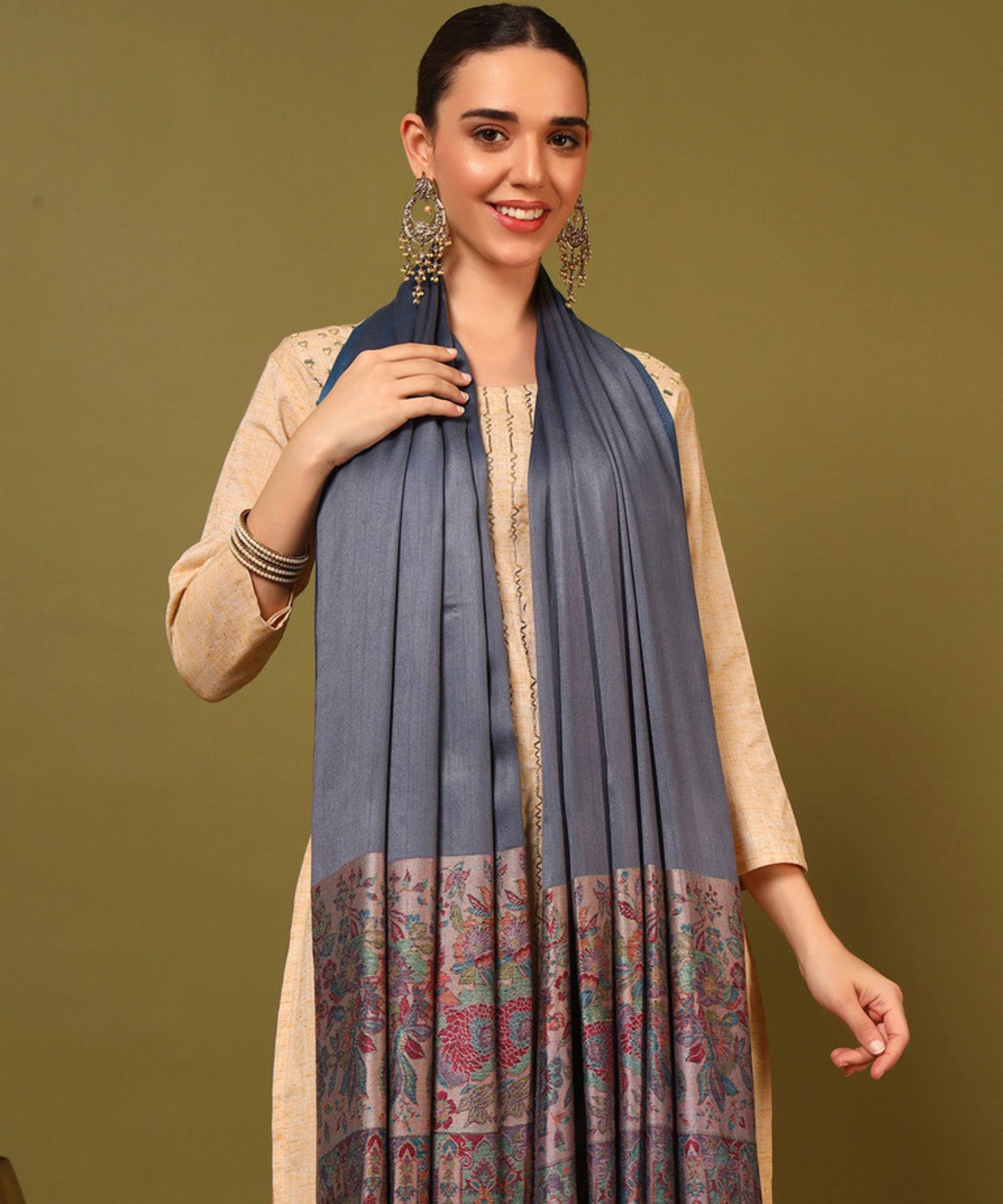Kanidar- Super Soft Silken Guldasta Palla Anytime Wrap